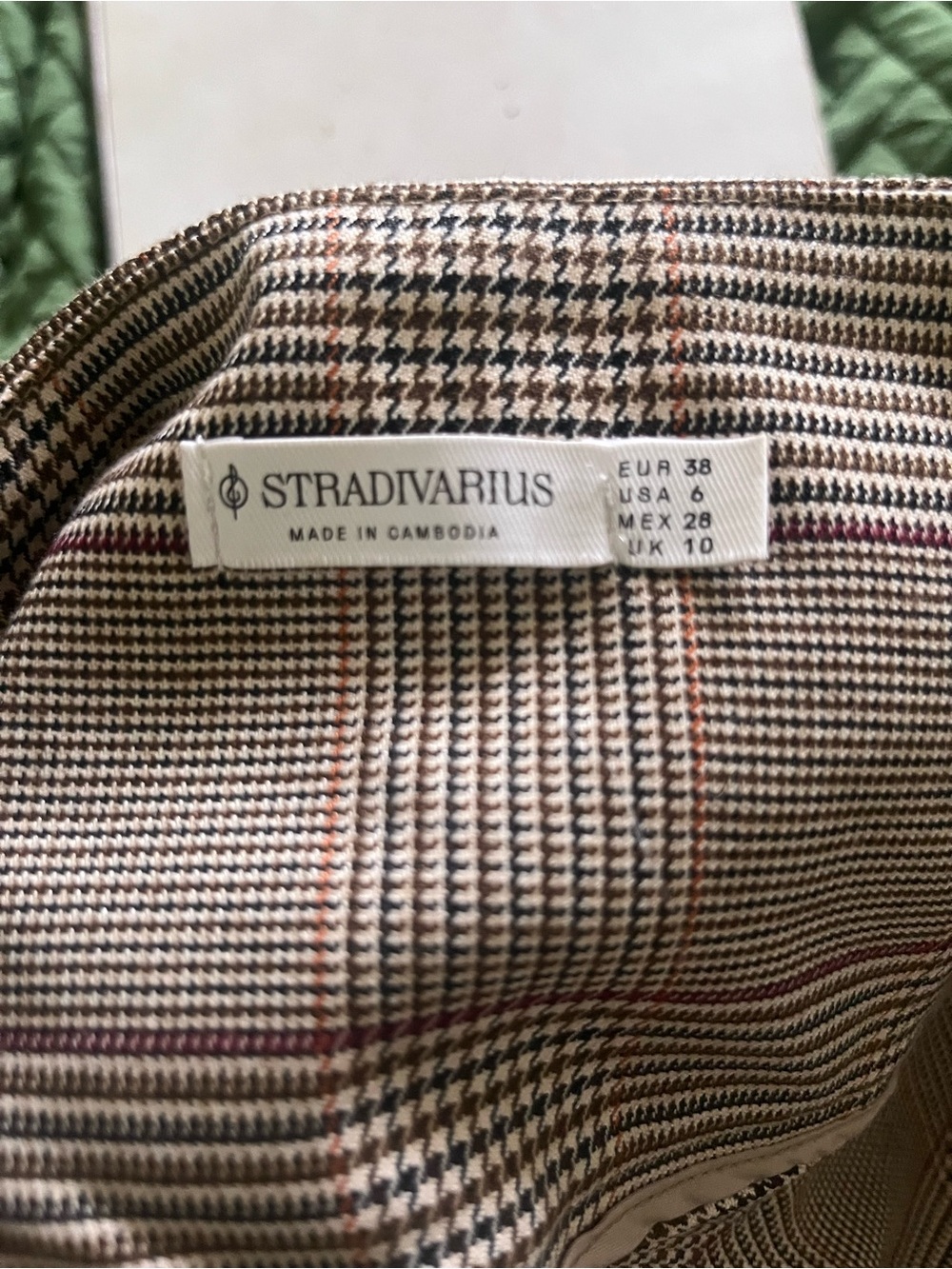 Stradivarius Plaid Mini Skort in Tan, Black & Rust - Picture 3 of 6